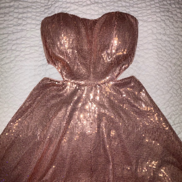 Forever 21 Sparkling Strapless Dress in Rose Gold - Picture 2 of 4